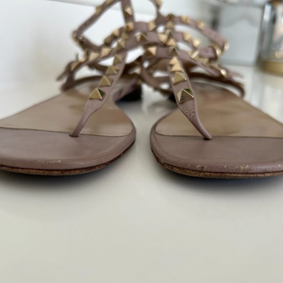 Valentino Garavani Rockstud Caged Leather Ankle Strap Sandals - Picture 5 of 10